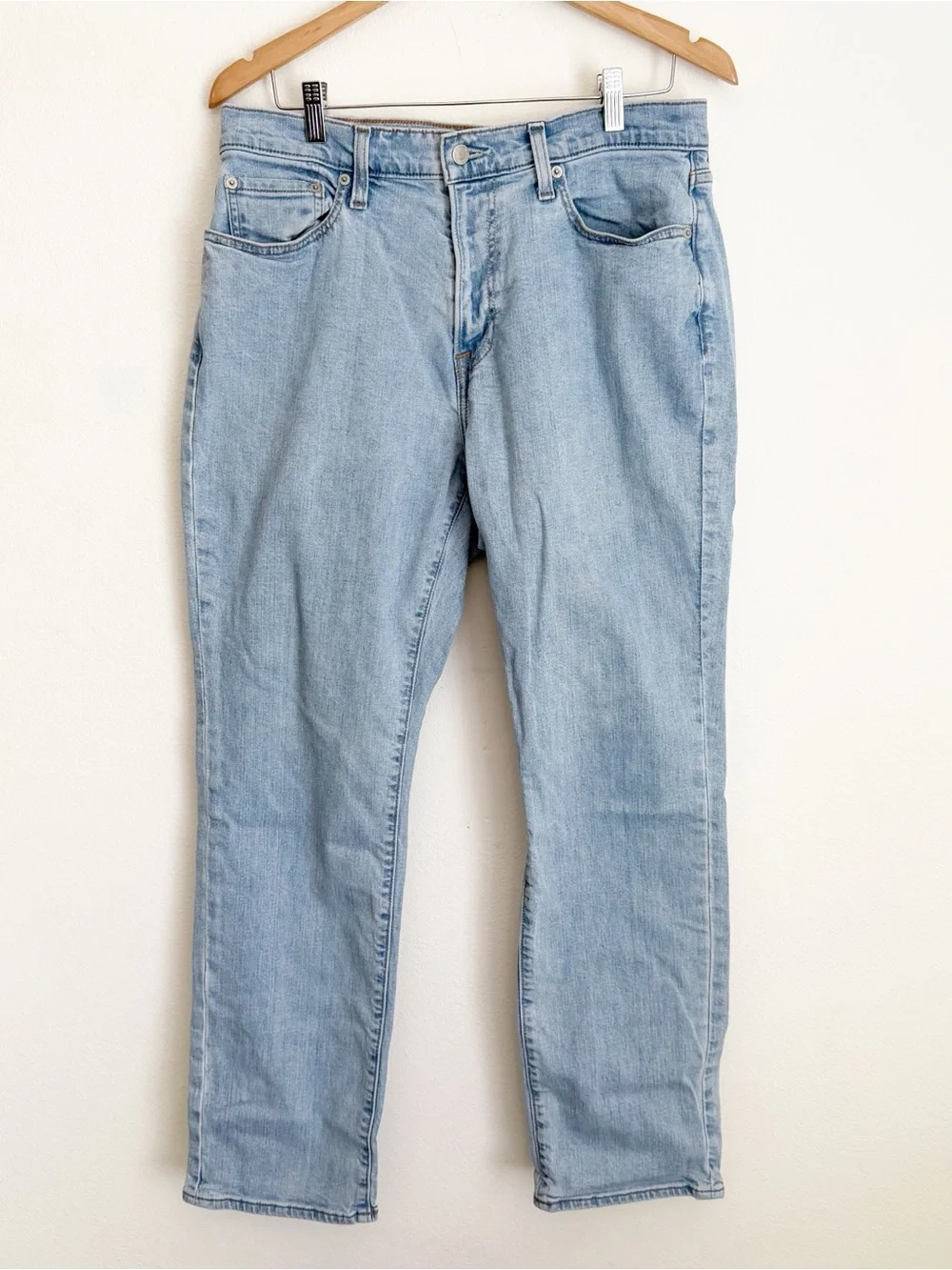 Abercrombie & Fitch Jeans Mens 33x32 Blue Athletic Straight Light Wash Stretch